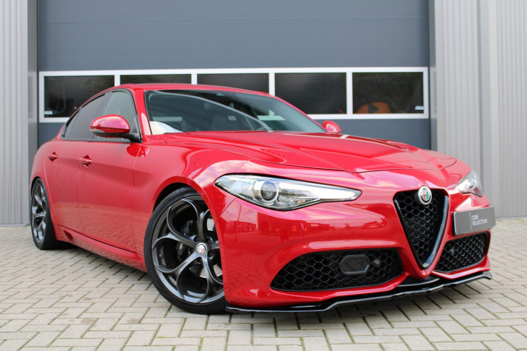 Alfa Romeo Giulia 2.0T Super 57481138-0.jpg | CDB Selection